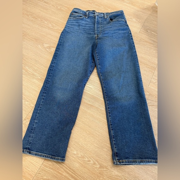 NWOT Levi’s Women’s Ribcage Straight Ankle Jeans - Size 30 - Picture 2 of 7